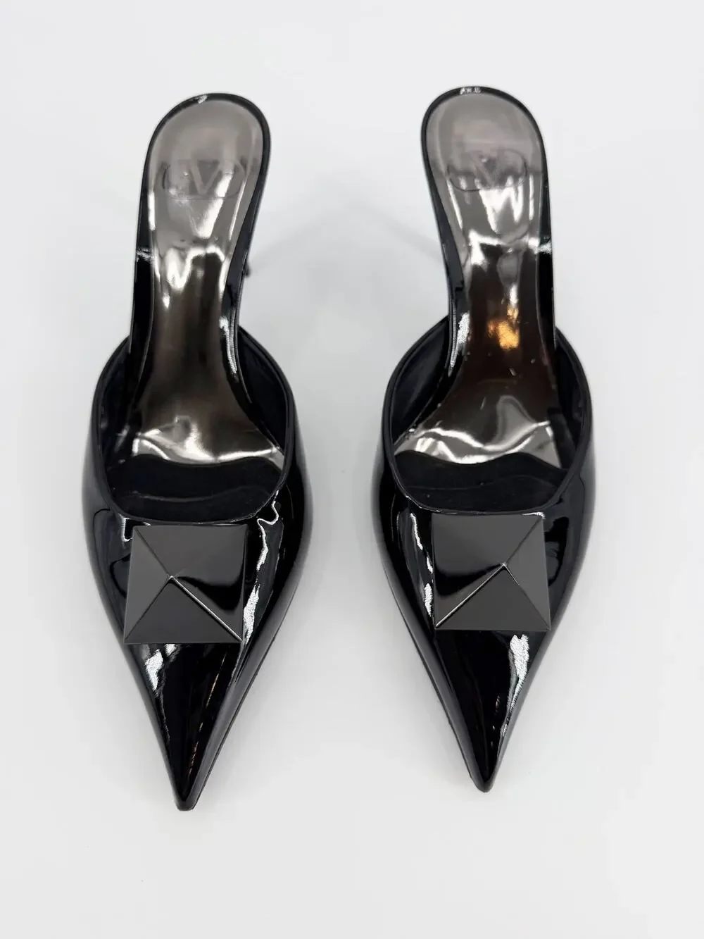 Valentino Garavani One Stud Black Patent Leather Mules Heels Size 39 EU 8.5